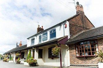 The Crewe Arms Hotel Exterior photo